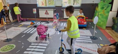 'Аз съм малък пешеходец" - заедно учим правилата за безопасност на движението 9