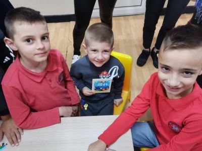 Съвместна дейност между ДГ "Слънчице" и СУ "Христо Ясенов" по повод Деня на четенето 16