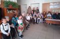  Децата поздравиха дамите в Дома за стари хора  - ДГ Слънчице - Етрополе