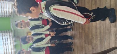 Децата от четвърта група "Усмивка"  с емоционален поздрав по случай 21 януари - Бабинден 18