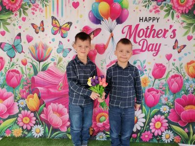  "С обич за МАМА!" 15