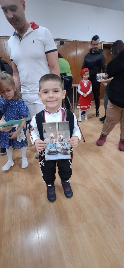 "Ден на християнското семейство" - празник в трета група "Мечо Пух" - ДГ Слънчице - Етрополе
