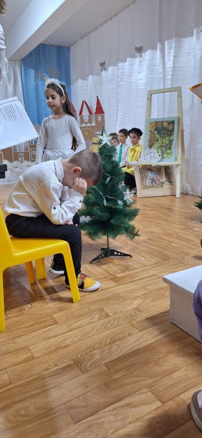 "Коледа" - празник в четвърта група "Усмивка" - ДГ Слънчице - Етрополе