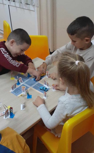 Правилата знаем - ДГ Слънчице - Етрополе