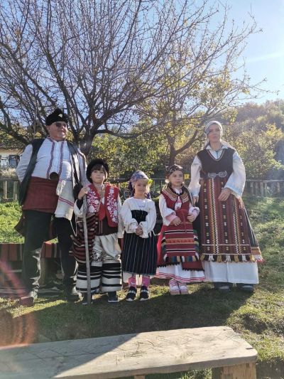 Еднодневна екскурзия до Етно-център "Егрека", с. Дрен, община Радомир - ДГ Слънчице - Етрополе